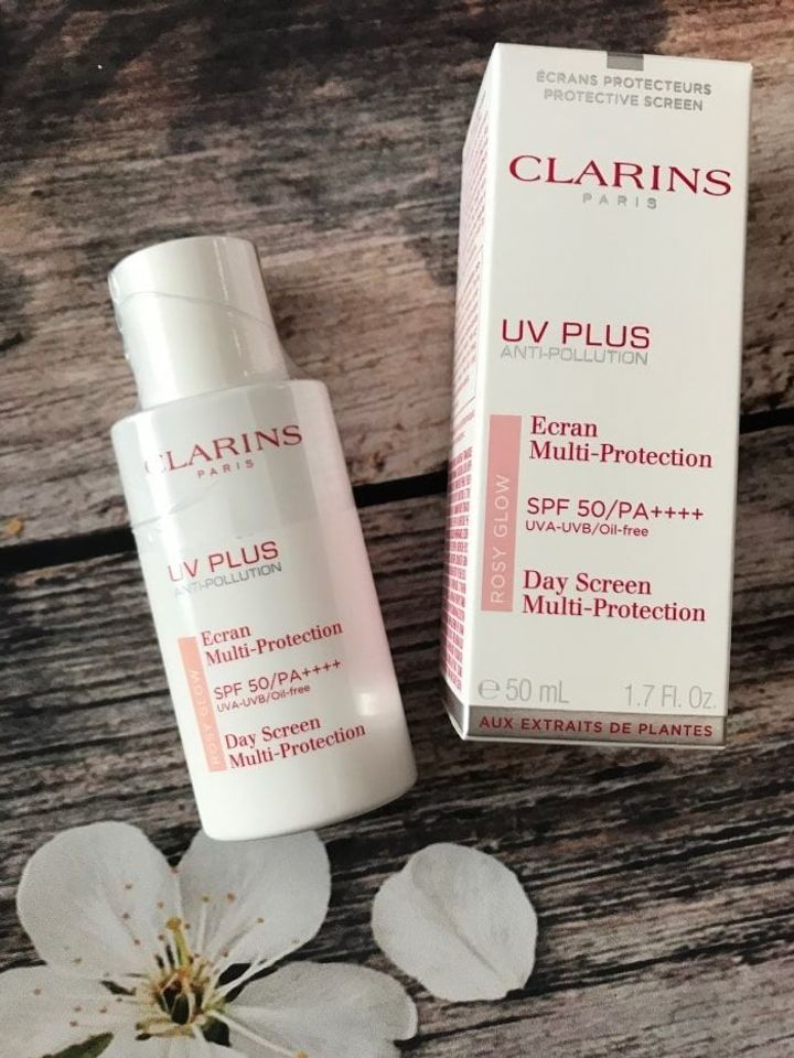 Kem Chống Nắng Clarins UV Plus SPF50 Translucent 30ml - Bảo Vệ Da Tối Đa, Dưỡng Ẩm, Phù Hợp Mọi Loại Da