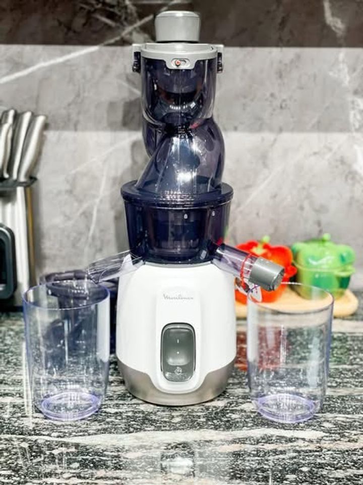 Máy Ép Chậm Moulinex ZU600110 - Ép Nước Trái Cây Và Rau Quả Giữ Lại 90% Dinh Dưỡng - Dễ Dàng Vệ Sinh, Hoạt Động Êm Ái