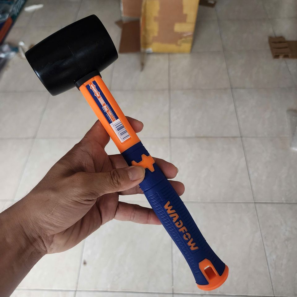 Búa Cao Su 8Oz Wadfow WHM7301 - Cán Nhựa Chắc Chắn, Đầu Búa Mềm, Thích Hợp Sửa Chữa Cơ Khí, DIY và Xây Dựng