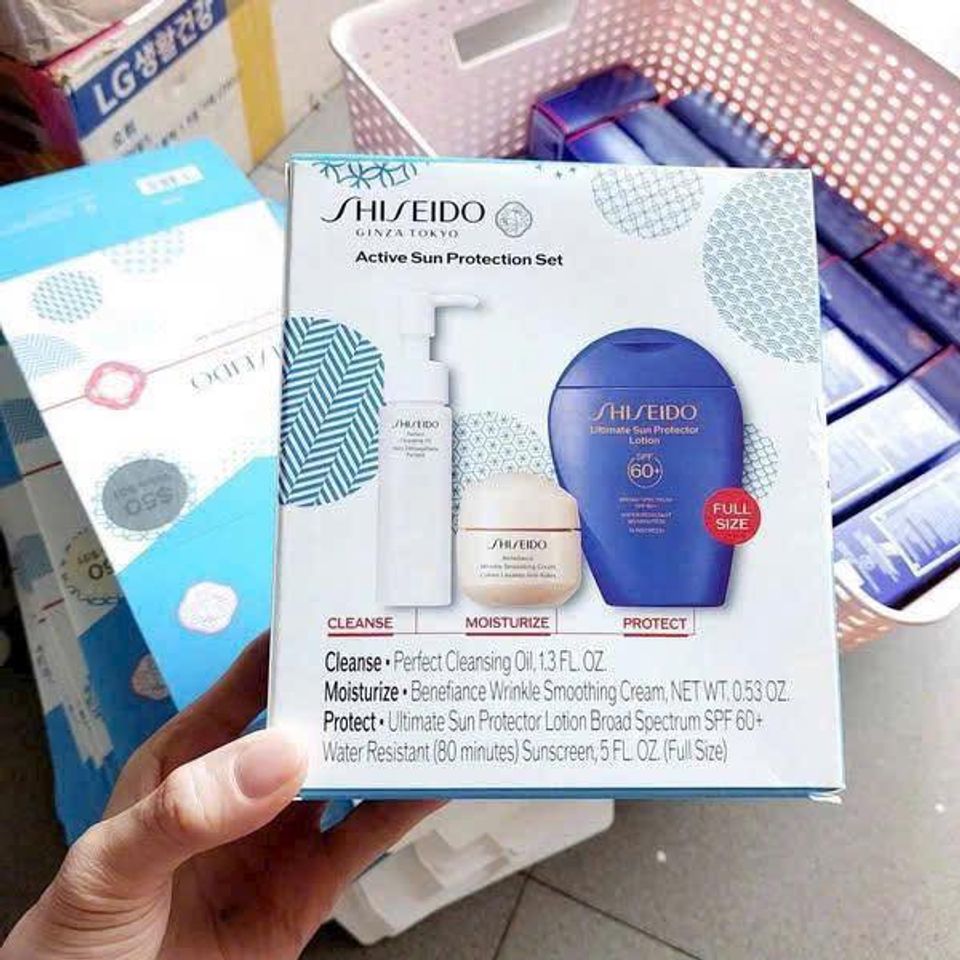 Sét Chống Nắng Shiseido Ultimate Sun Protector SPF 60+ (150ml) + Dầu Tẩy Trang 40ml + Kem Dưỡng 15ml - Bảo Vệ Da Tối Ưu, Dễ Dàng Mang Theo