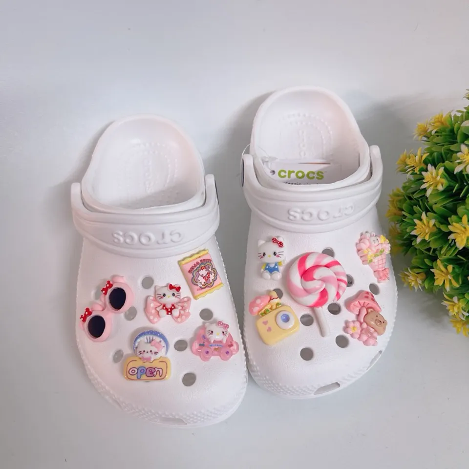 Dép Classic Trắng Mix Sticker 3D Cho Bé Gái - Tặng 12 Sticker Tùy Chọn ...