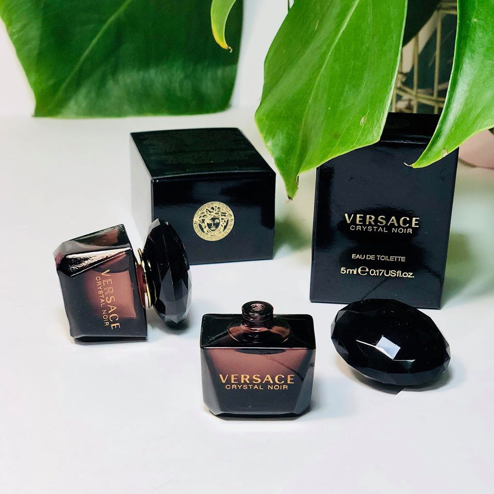 Nước hoa Nhí Versace Crystal Noir Edt 5ml