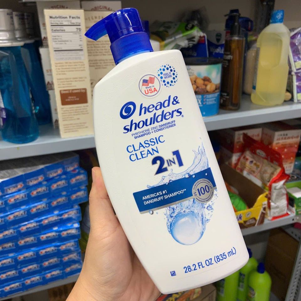 Dầu Gội Ngăn Ngừa Gàu Head & Shoulders Classic Clean 2-in-1 835ml - Sạch Tóc, Khỏe Đẹp, Phù Hợp Mọi Loại Tóc