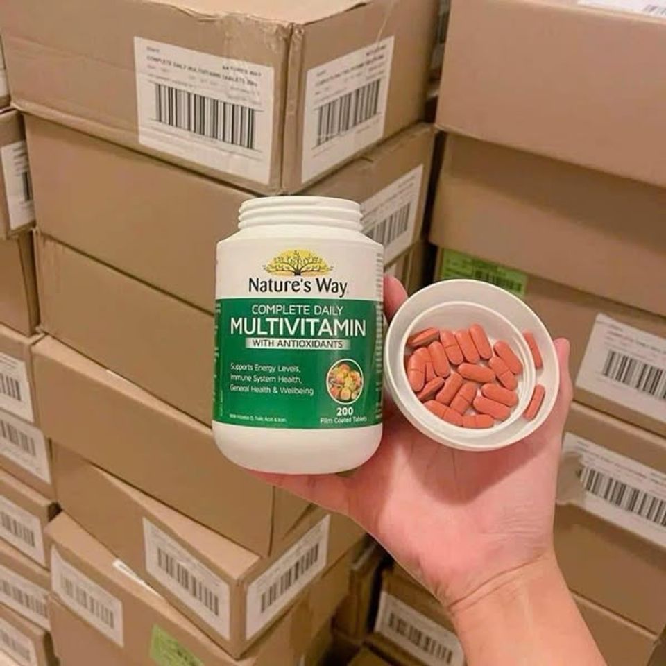 Viên Uống Vitamin Tổng Hợp Nature's Way Complete Daily Multivitamin 200 Viên - Bổ Sung Dinh Dưỡng Cần Thiết Cho Sức Khỏe Người Lớn