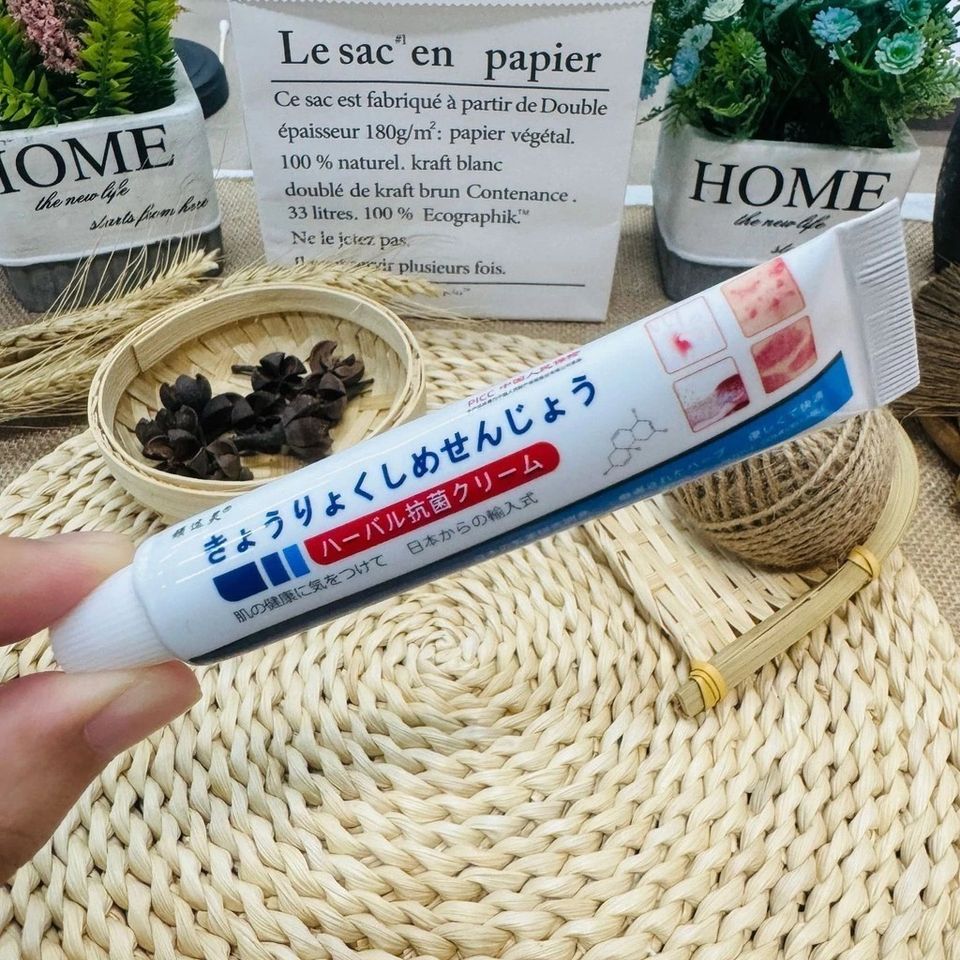 Kem Bôi Đa Năng Nhật Bản Giảm Ngứa - Hỗ Trợ Điều Trị Nấm Da, Hắc Lào, Vảy Nến, Tổ Đỉa - An Toàn Cho Mọi Loại Da