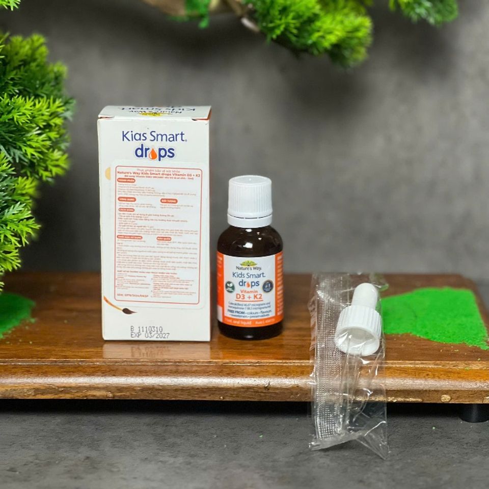 Vitamin D3 + K2 Nature's Way Kids Smart Drops - Hỗ Trợ Hấp Thụ Canxi Và Tăng Cường Sức Đề Kháng Cho Trẻ (11ml)