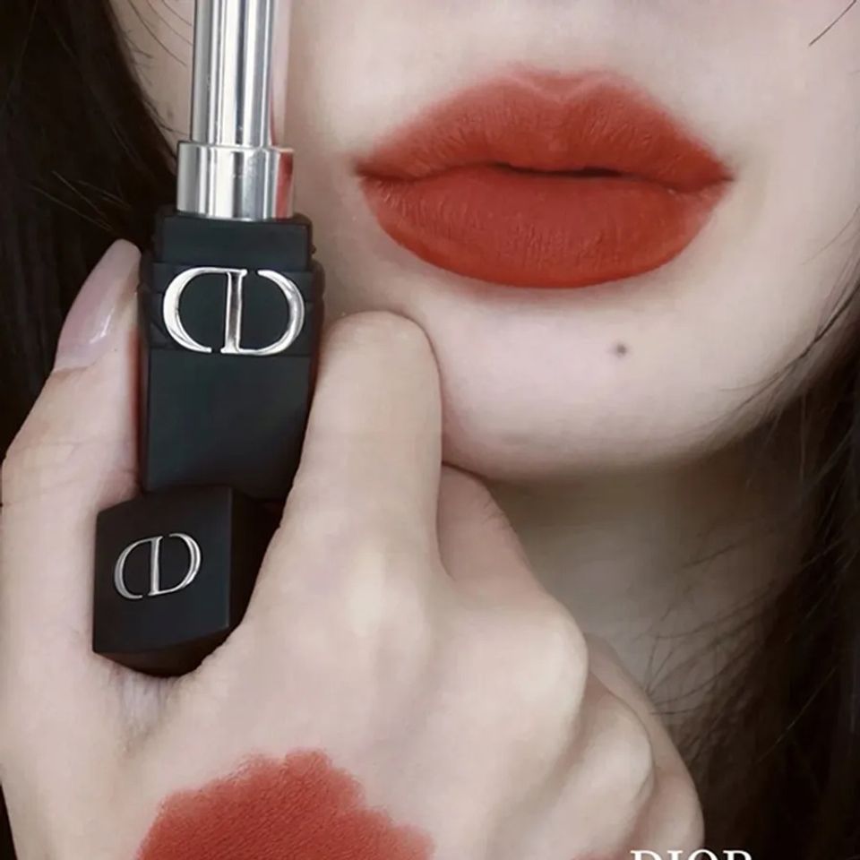 Son Dior Rouge Dior Forever 840 Đỏ Gạch - Son Môi Chống Trôi, Chất Lượng Cao, Phong Cách Sang Trọng Chính Hãng