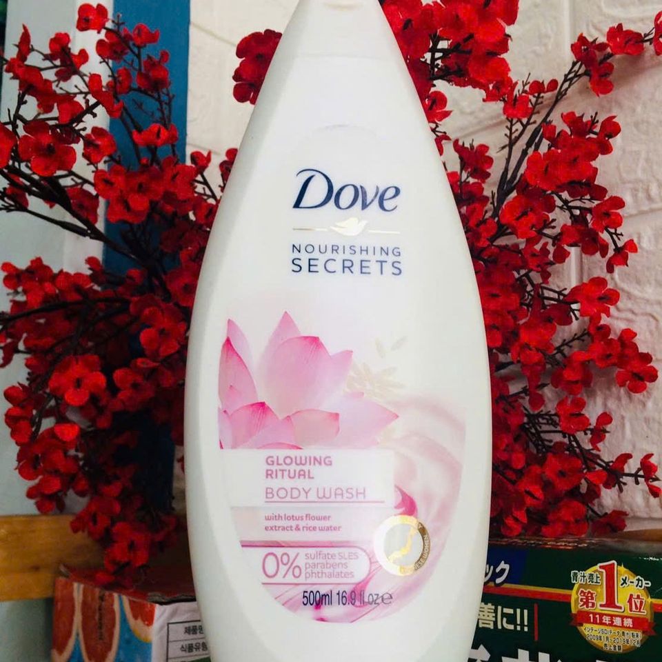 Sữa tắm Dove Chiết Xuất Hoa Sen 750ml - Dưỡng Ẩm, Làm Mềm Da, Thư Giãn Tinh Thần, Phù Hợp Với Da Nhạy Cảm