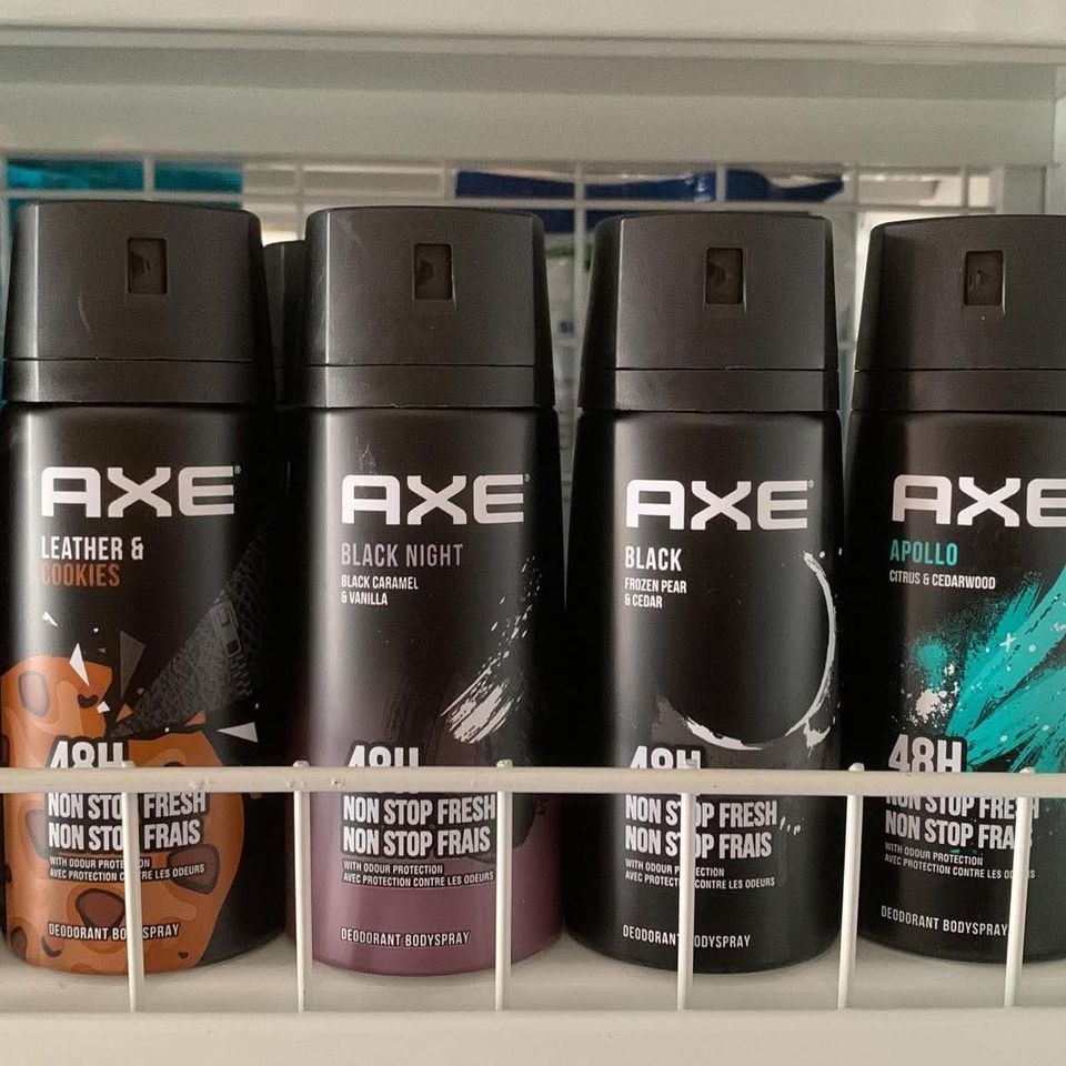 Xịt Khử Mùi AXE Cho Nam 150ml - Hương Thơm Quyến Rũ, Khử Mùi Hiệu Quả, Giúp Tăng Cường Sự Tự Tin và Tươi Mát Suốt Cả Ngày - Mùi Ngẫu Nhiên