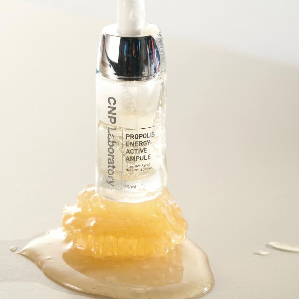 Tinh Chất Keo Ong Phục Hồi Da CNP Laboratory Propolis Ampule 35ml - Serum Tái Tạo & Dưỡng Ẩm Da Mịn Màng, Hỗ Trợ Khỏe Mạnh Chính Hãng