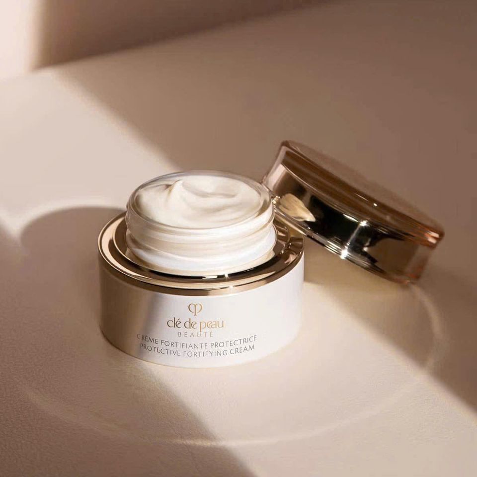Kem Dưỡng Da Ban Ngày Clé De Peau Beauté 50g - Chống Oxy Hóa, Trẻ Hóa Da, Làm Trắng Da, Dưỡng Ẩm Tối Ưu, Sản Phẩm Cao Cấp Nhà Phân Phối Chính Hãng