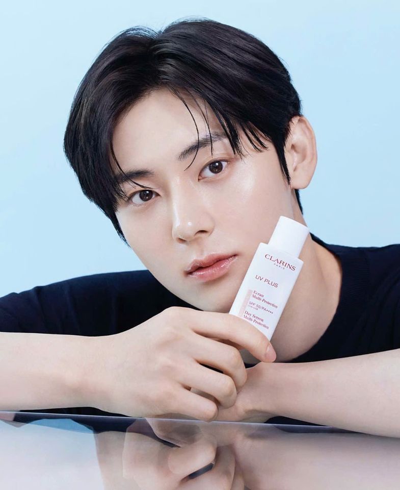 Kem Chống Nắng Clarins UV Plus Anti-Pollution SPF 50 - Bảo Vệ Da Ngày Hè 50ml, Làm Sáng Da, Chính Hãng, Dưỡng Ẩm Tốt