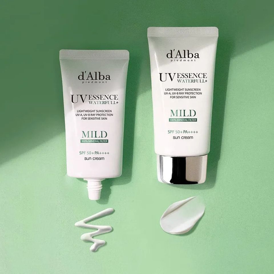 Kem Chống Nắng d'Alba Waterfull Essence SPF50+ PA++++ - Dành Cho Da Nhạy Cảm, 50ml, Bảo Vệ Tối Ưu, Chống Nắng Dịu Nhẹ Chính Hãng