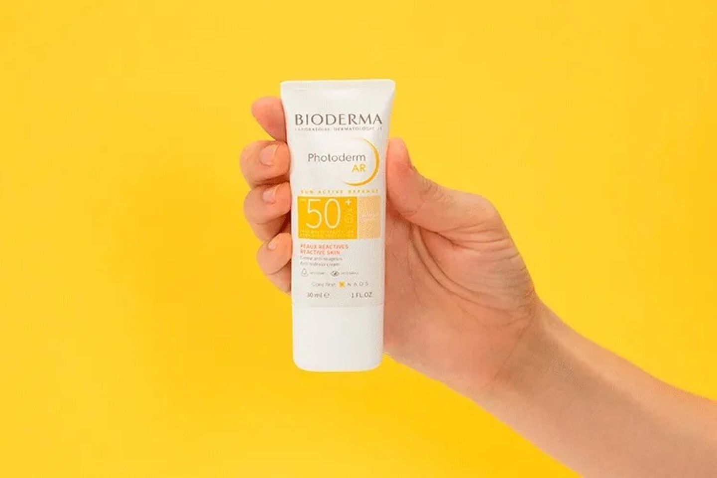 Kem Chống Nắng Bioderma Photoderm AR SPF50+ 30ml - Dưỡng Ẩm, Bảo Vệ Da Khỏe Mạnh, Chính Hãng, Pháp