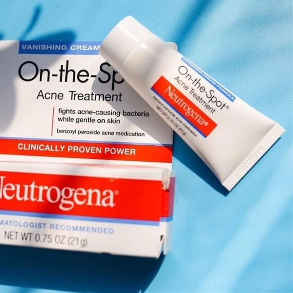 Kem Chấm Mụn Neutrogena On The Spot 21g - Điều Trị Mụn Hiệu Quả, Giảm Sưng Đỏ, An Toàn Cho Da