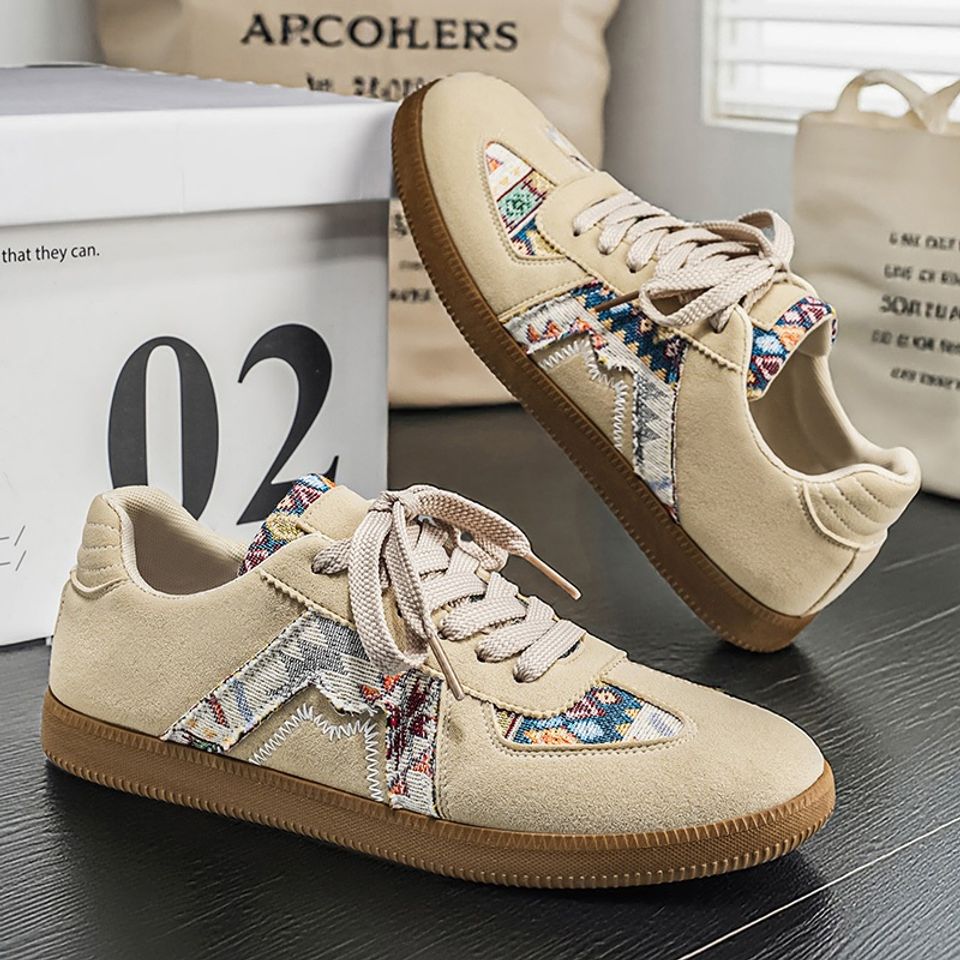 Giày Sneaker Nam Hoạ Tiết Thổ Cẩm Mã M685 Kết Hợp Da Lộn Phong Cách Hàn Quốc