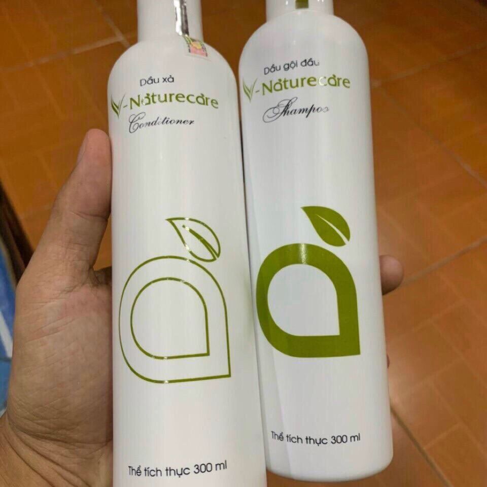 [Chính hãng] Dầu gội đầu V - Naturecare 330ml - Bảo vệ và giúp tóc óng ả, mượt mà
