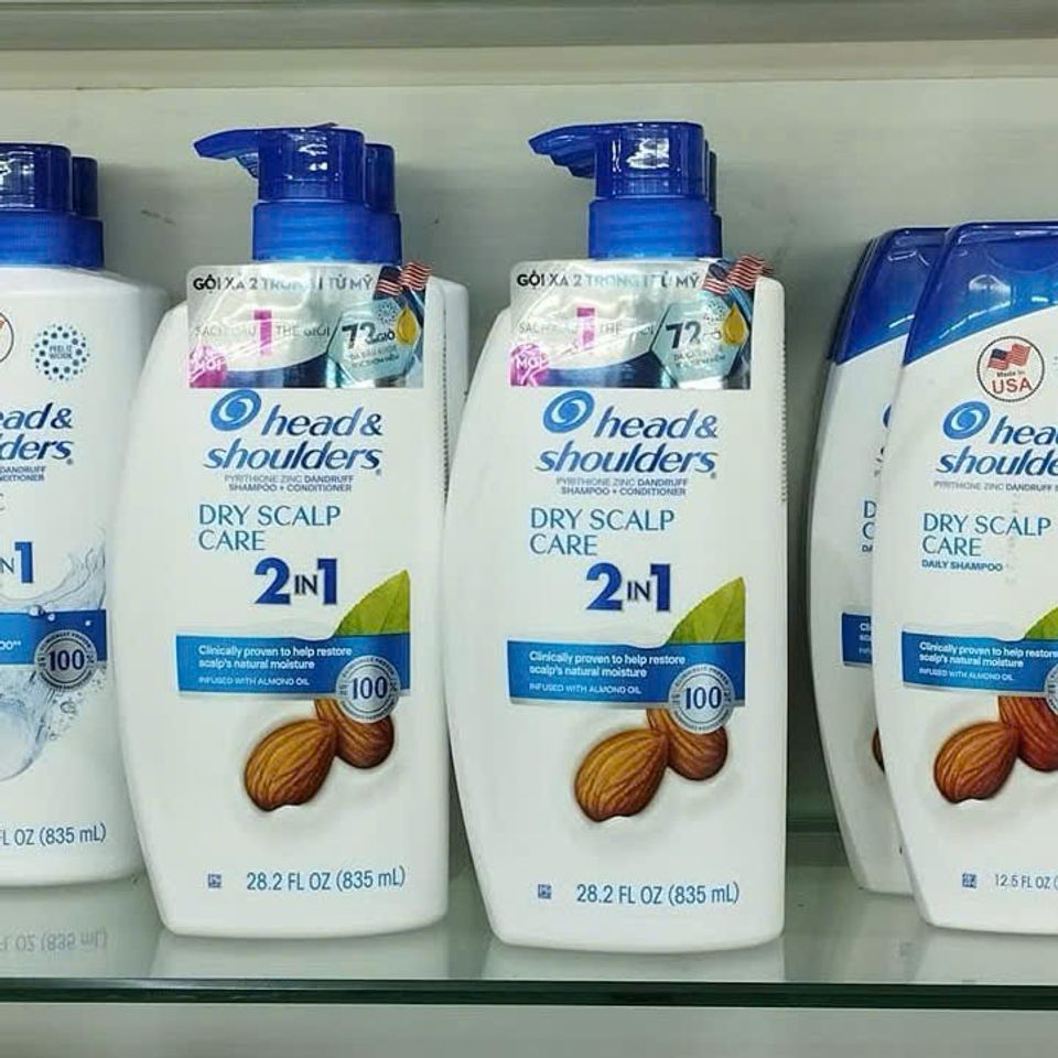 Gội Xả Head & Shoulders Dry Scalp Care 835ml - Chăm Sóc Da Đầu Khô và Gàu, Giải Pháp Đặc Biệt Cho Tóc Khỏe Mạnh