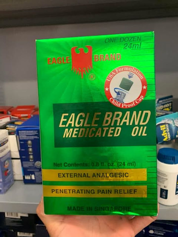 Dầu xanh con ó mỹ Con Ó của Mỹ Eagle Brand Medicated Oil One Dozen nguyên hộp