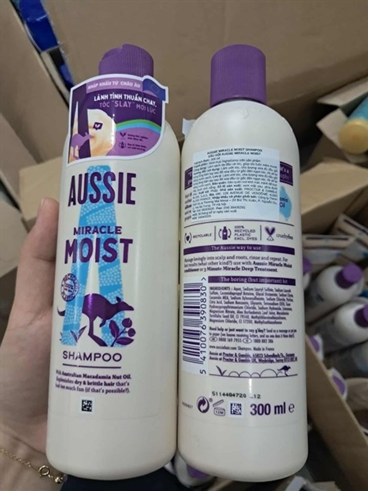 Dầu Gội Aussie giúp dưỡng ẩm làm mềm mượt tóc khô xơ, giúp tóc bồng bềnh Miracle Shampoo Moist 300ml chính hãng
