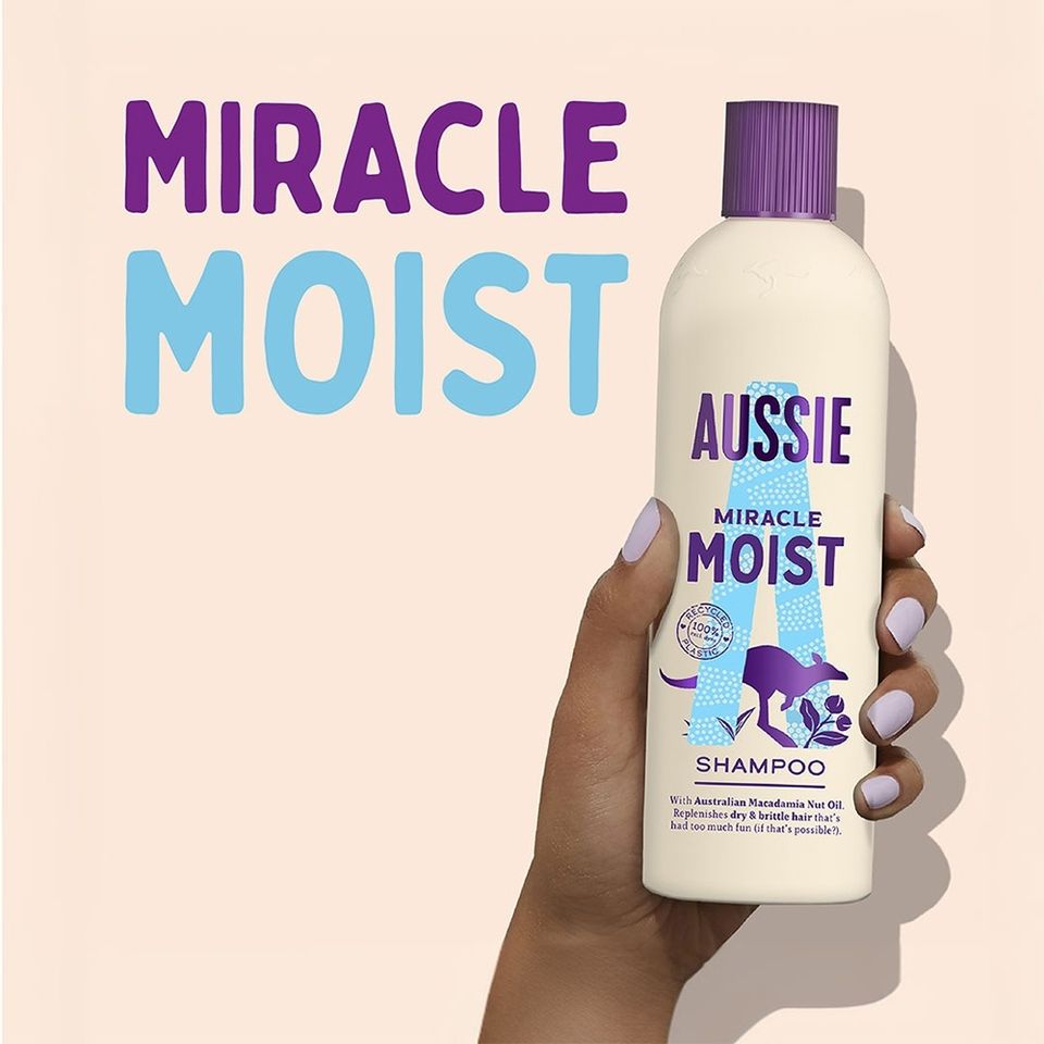 Dầu Gội Aussie giúp dưỡng ẩm làm mềm mượt tóc khô xơ, giúp tóc bồng bềnh Miracle Shampoo Moist 300ml chính hãng