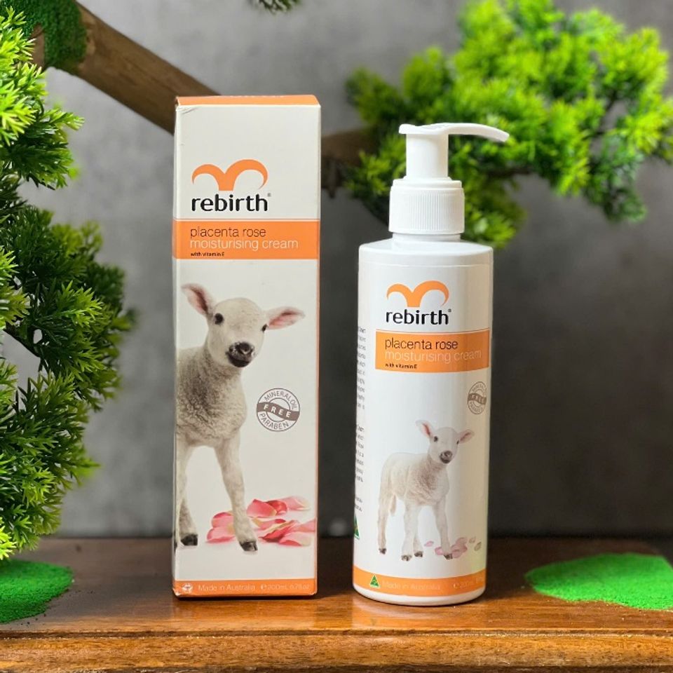Sữa dưỡng thể nhau thai cừu và tinh chất hoa hồng Lotion Rebirth Placenta Rose 200ml 659575