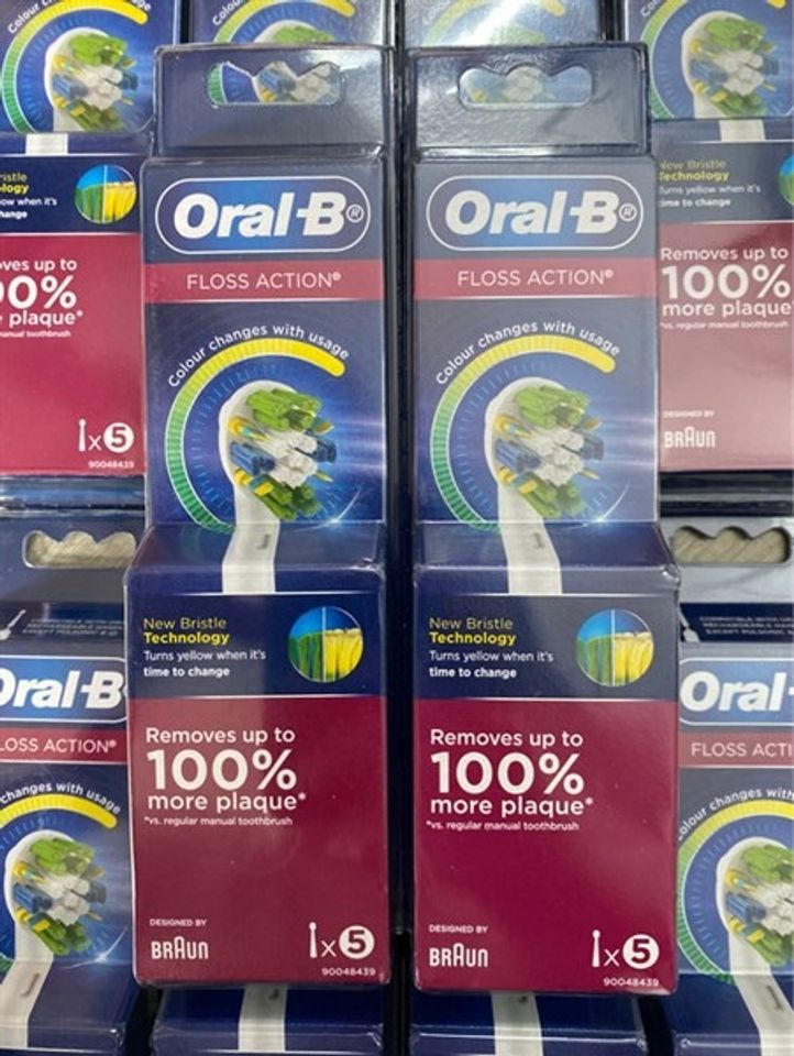 Set nhiều đầu bàn chải điện Oral-B  – làm sạch răng hiệu quả