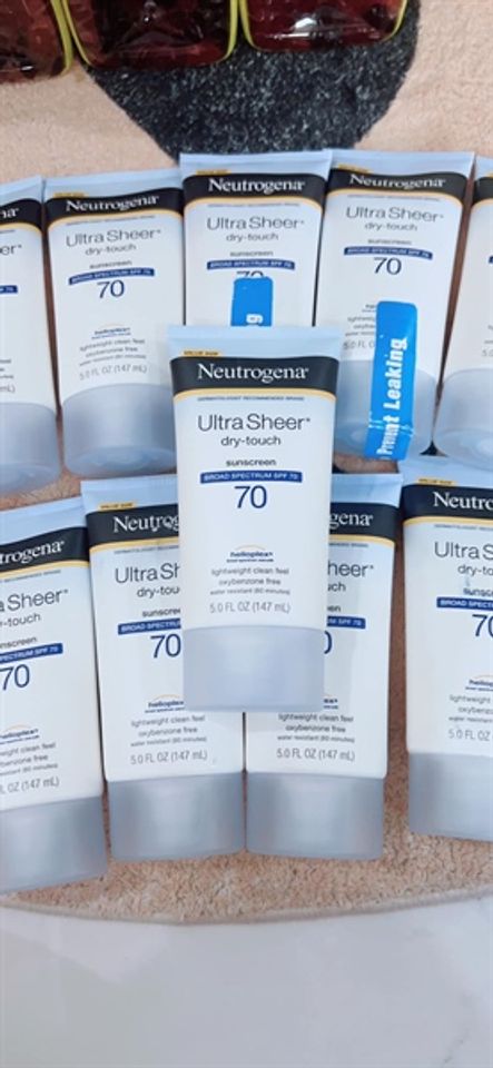 Kem chống nắng Neutrogena Ultra Sheer SPF70 147ml – chống nắng