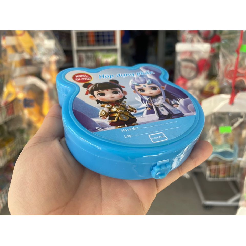 Hộp đựng phấn gồm 2 viên và 1 bông lau phấn