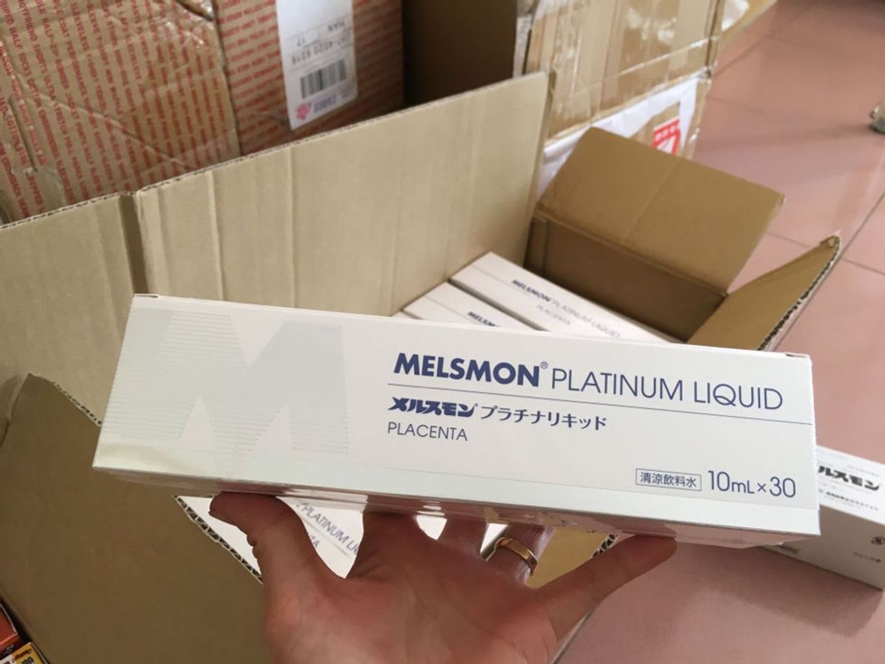 Nước uống nhau thai ngựa Melsmon Platinum ,  tái tạo collagen, làm giảm nếp nhăn, nám da, tàn nhan