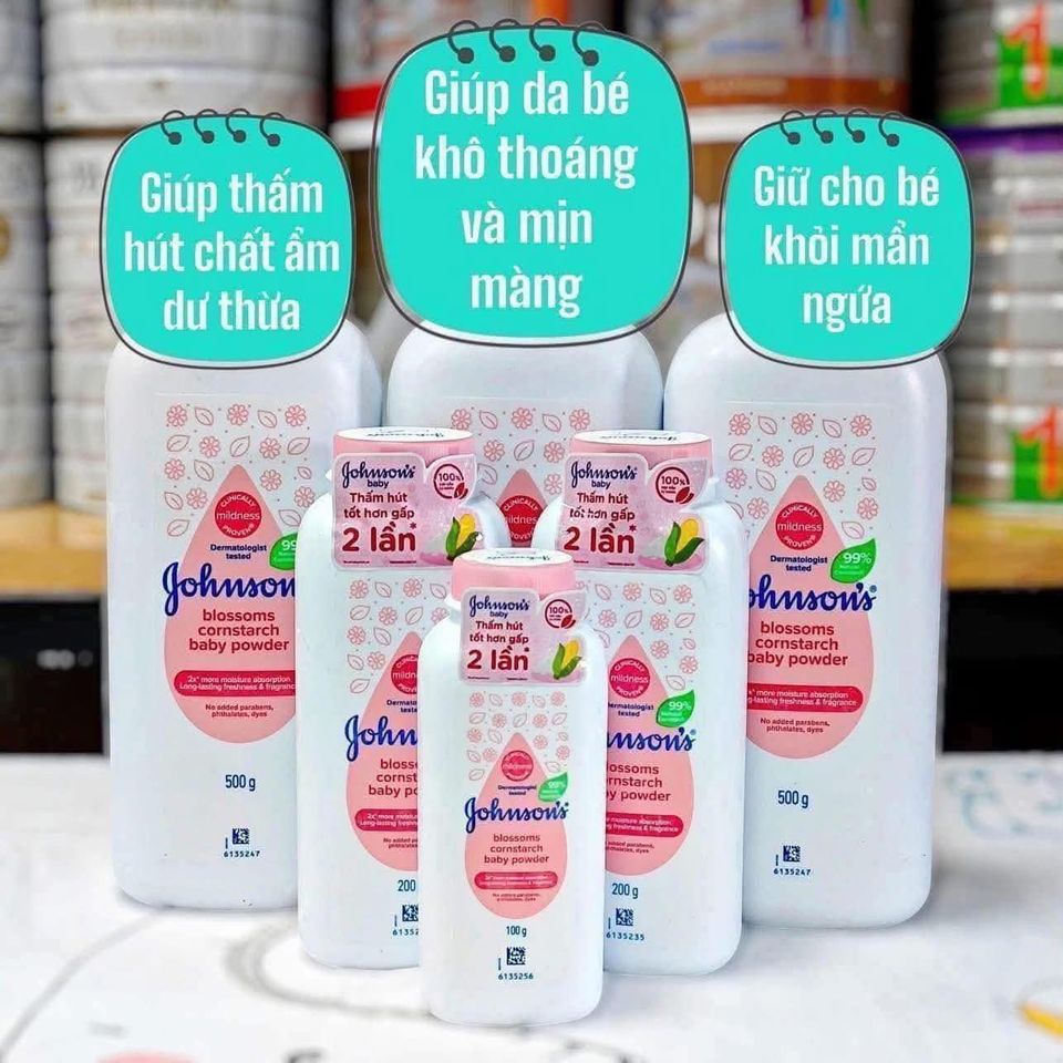 Phấn Rôm Em Bé Johnson's Baby Powder (100g) thông thoáng ,ngừa hăm ,thơm dịu nhẹ lành tính với làn da bé