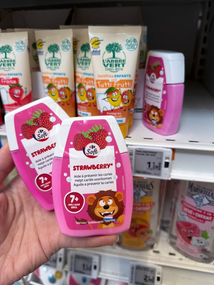 Kem đánh răng SOFT Stranberry cho bé từ 7t