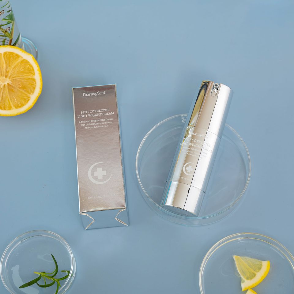 Pharmaform Spot Corrector Light Weight Cream [hàng công ty]
