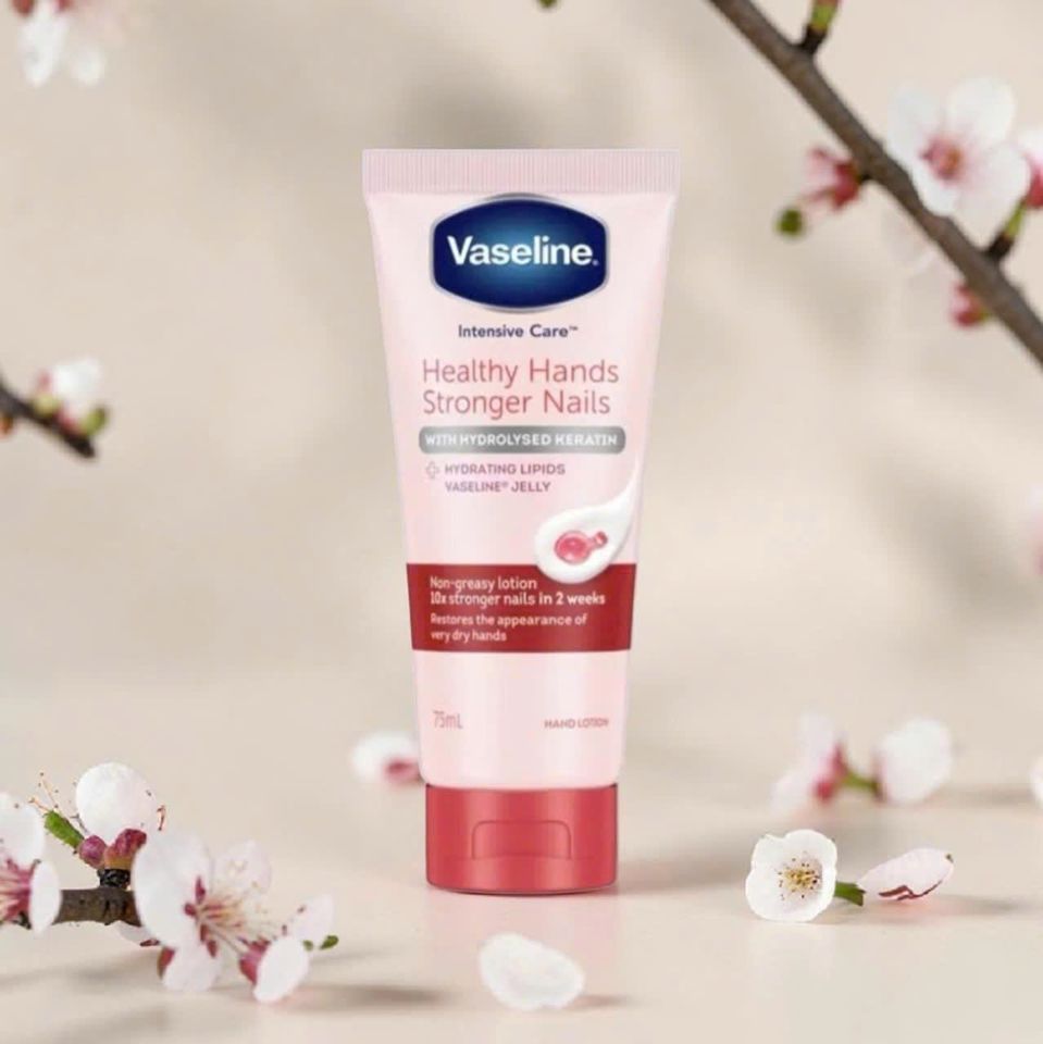 Kem Dưỡng Da Tay Vaseline Healthy Hands Stronger Nails 75ml Nhập Khẩu
