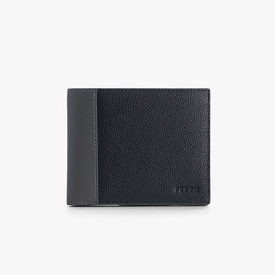 Ví da nam Pedro Textured Leather Bi-Fold Wallet with Flip PM4-16500050